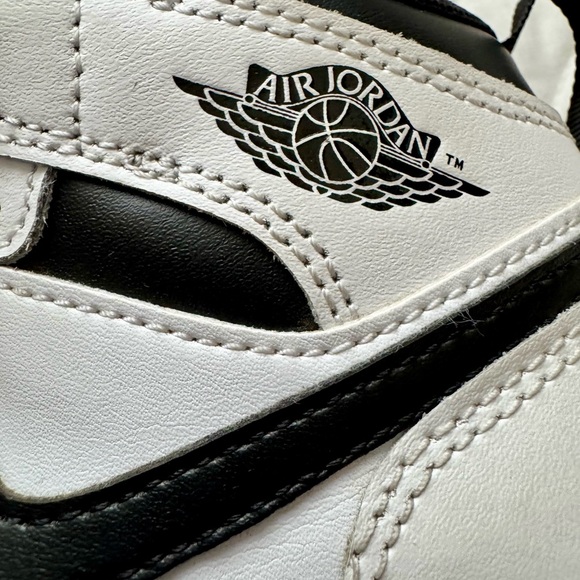 Jordan 1 Mid Youth Black White Sneakers Size 13C - Picture 11 of 14